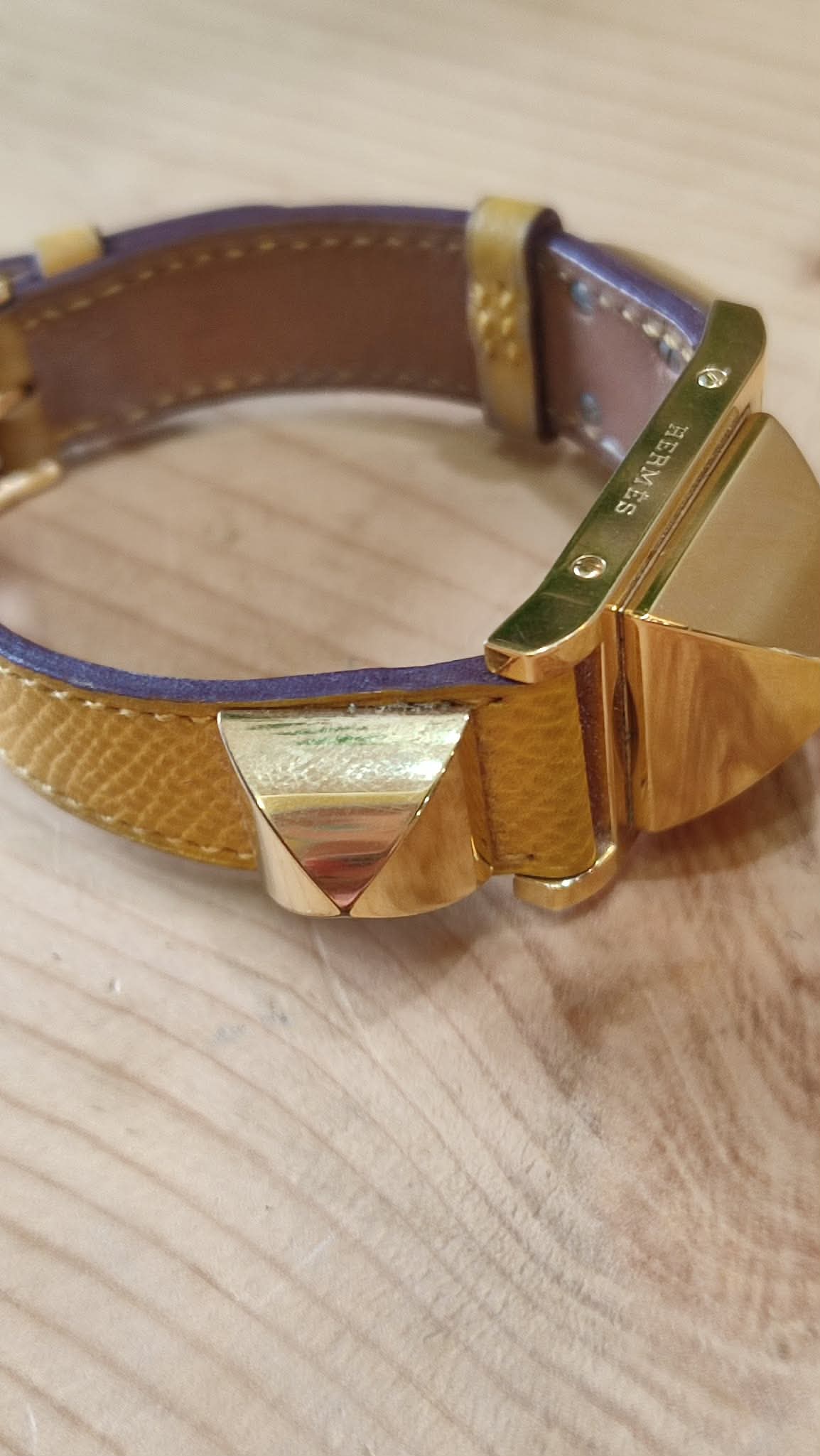 Hermes Vintage Gold Plated Medor Watch Epsom Yellow Stamp Y Circle 1995