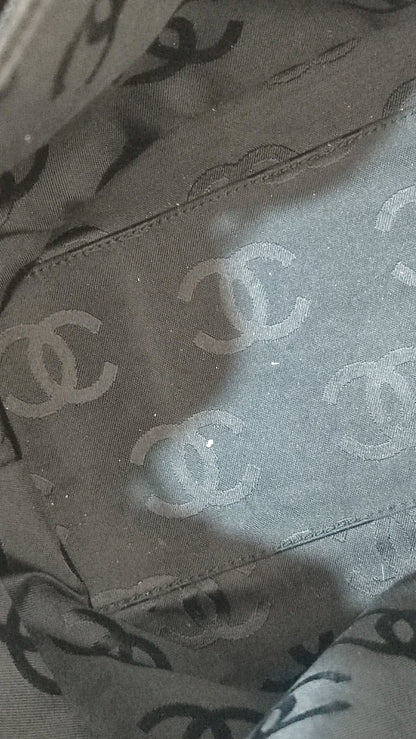 Chanel CC Caviar Drawstring Bucket Bag Black Series 7