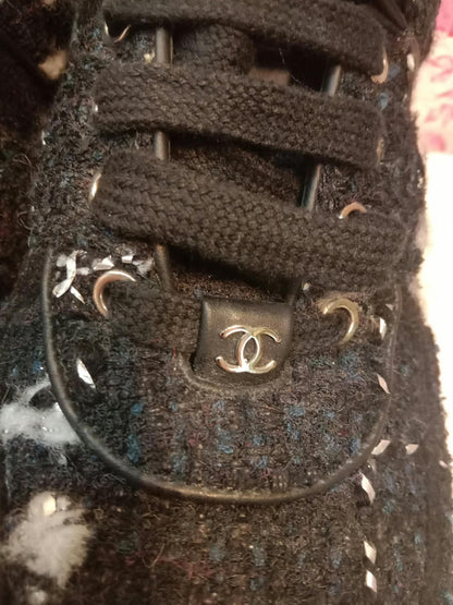 Chanel Tweed Sneakers Silver CC Logo 39 1/2