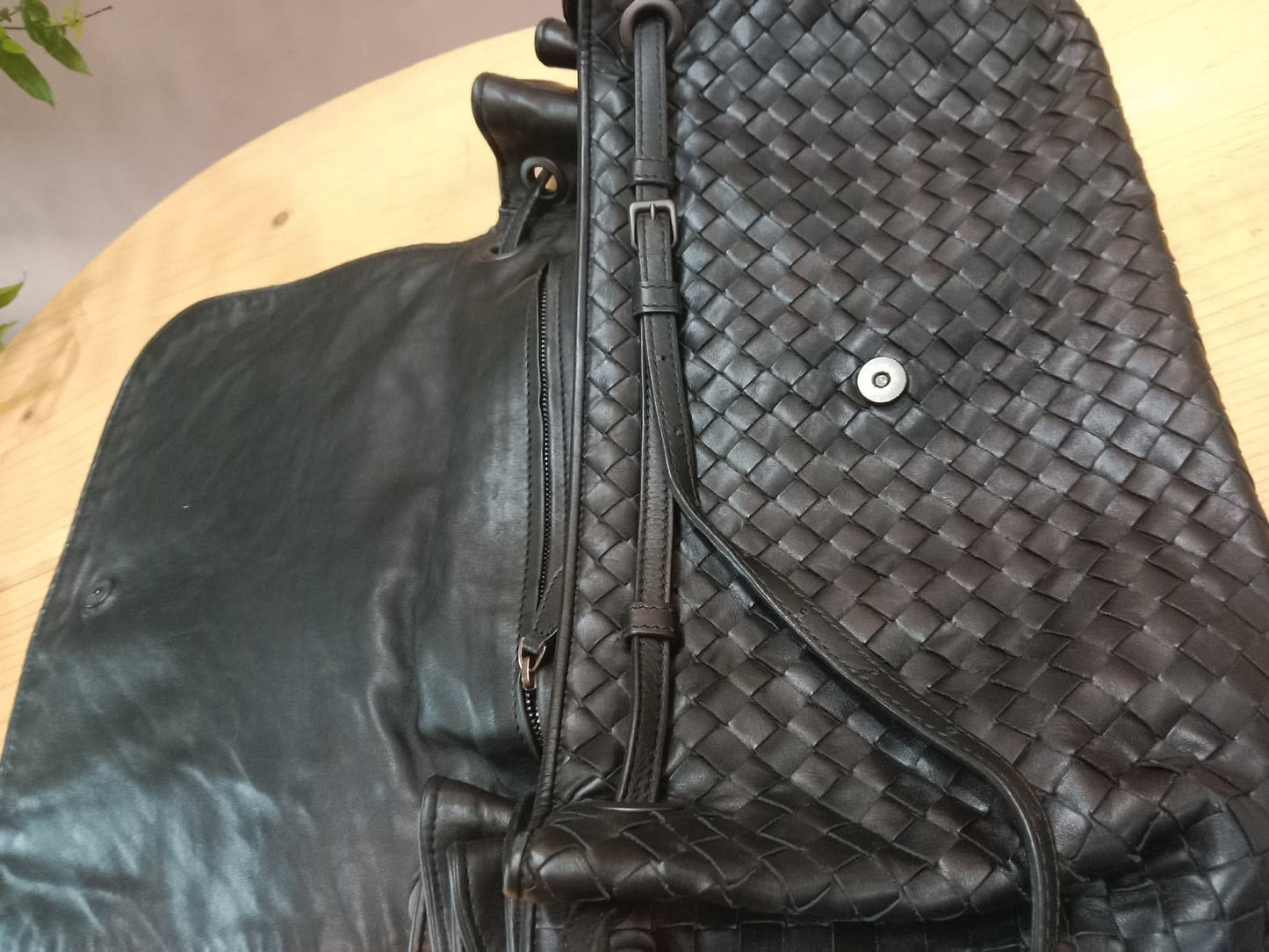 Bottega Veneta Intrecciato Messenger Bag Black