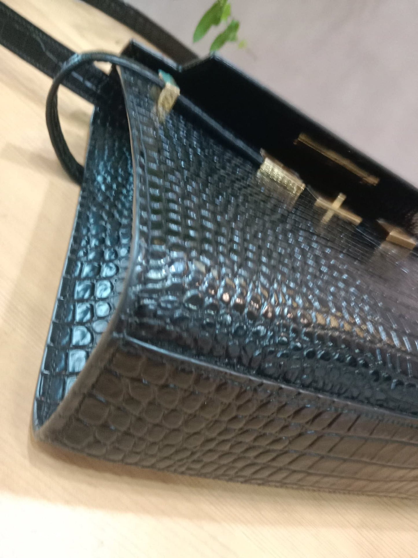 Saint Laurent Manhattan Crocodile Embossed Leather Black