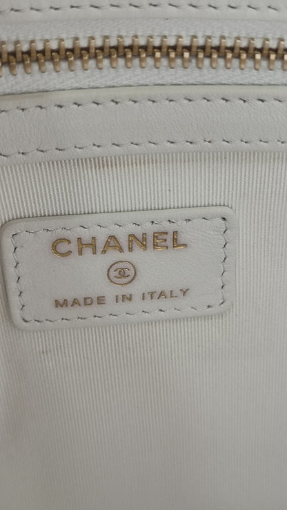 Chanel OCase Croc Embossed White Series 28