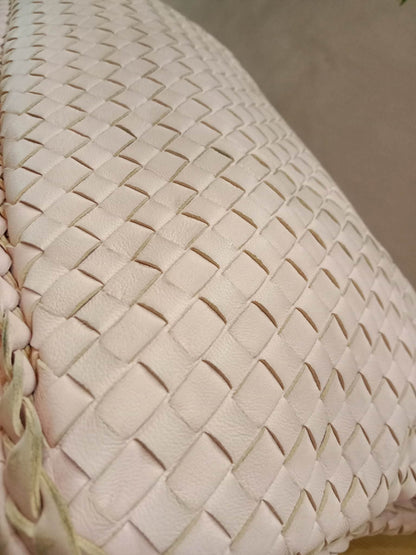 Bottega Veneta Intrecciato Hobo Bag Pink