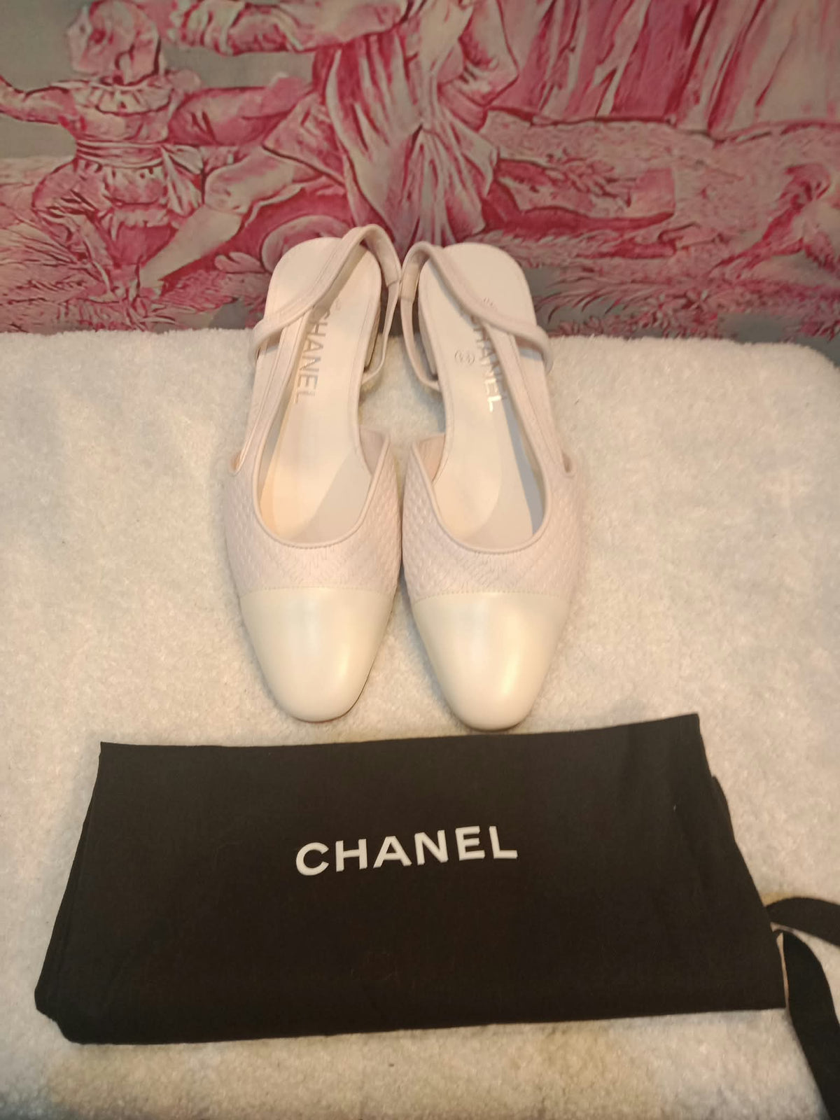 Chanel Cream Slingback Pumps size 36.5