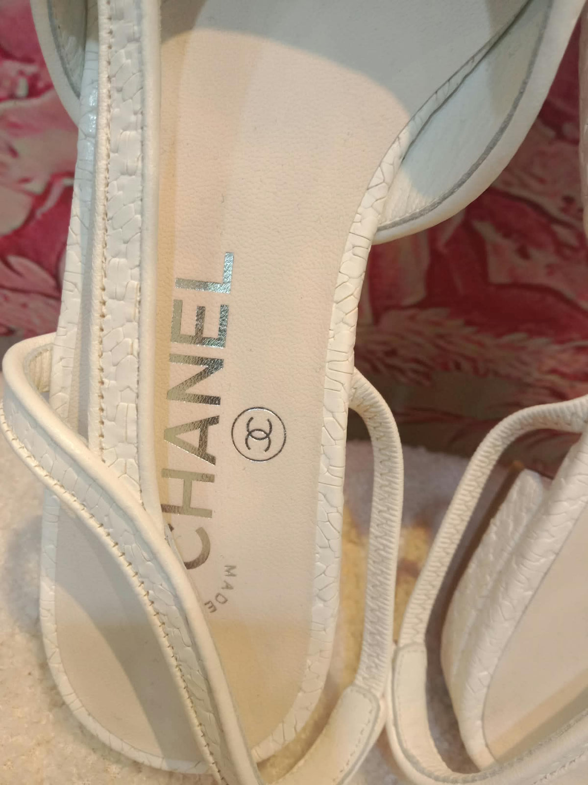 Chanel White and Beige Slingback Flat Shoes Size 36.5
