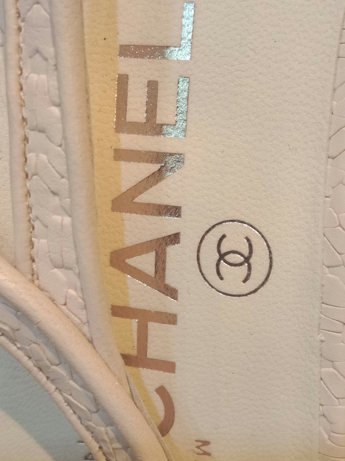 Chanel Cream Slingback Pumps size 36.5