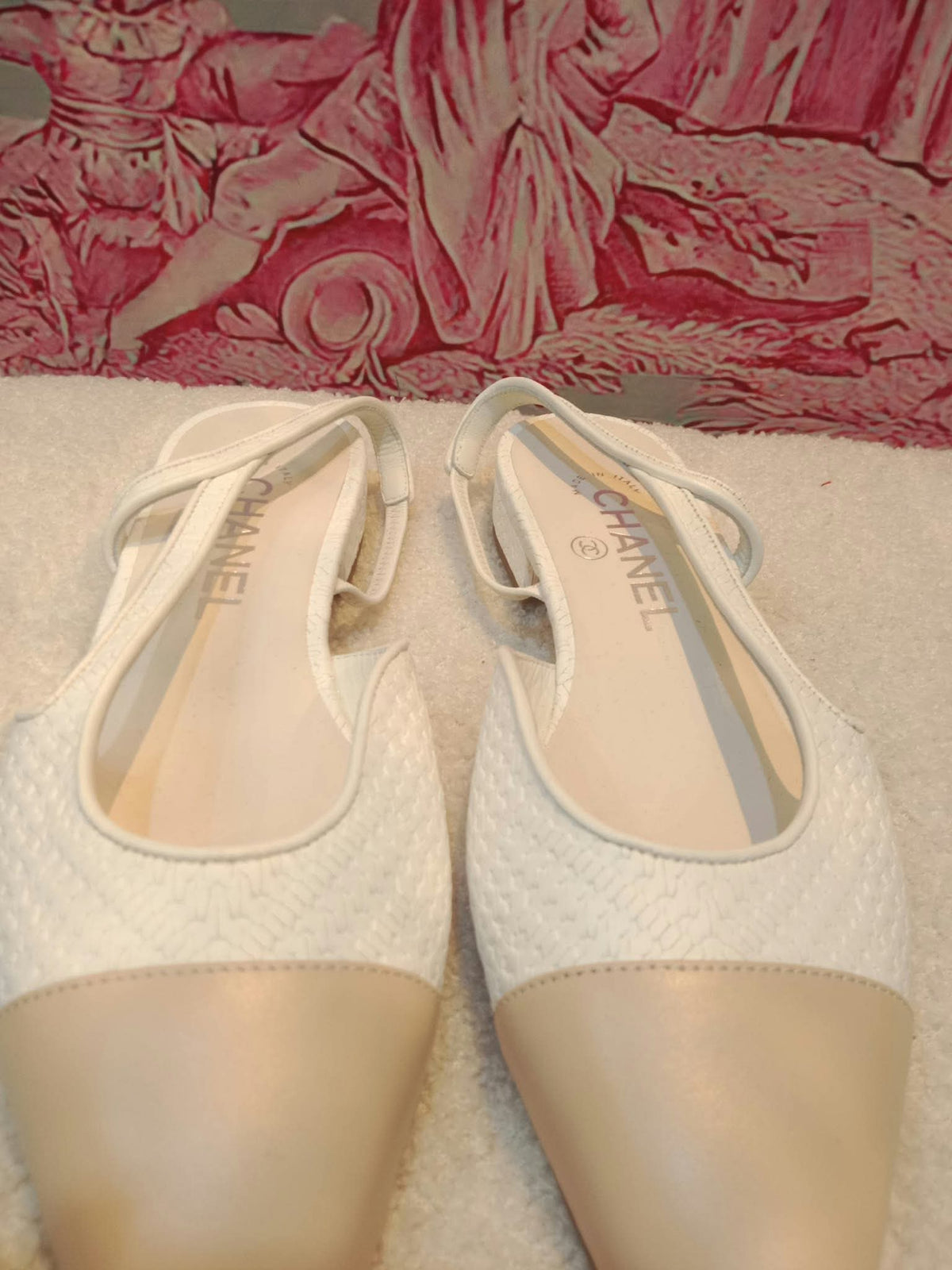 Chanel White and Beige Slingback Flat Shoes Size 36.5