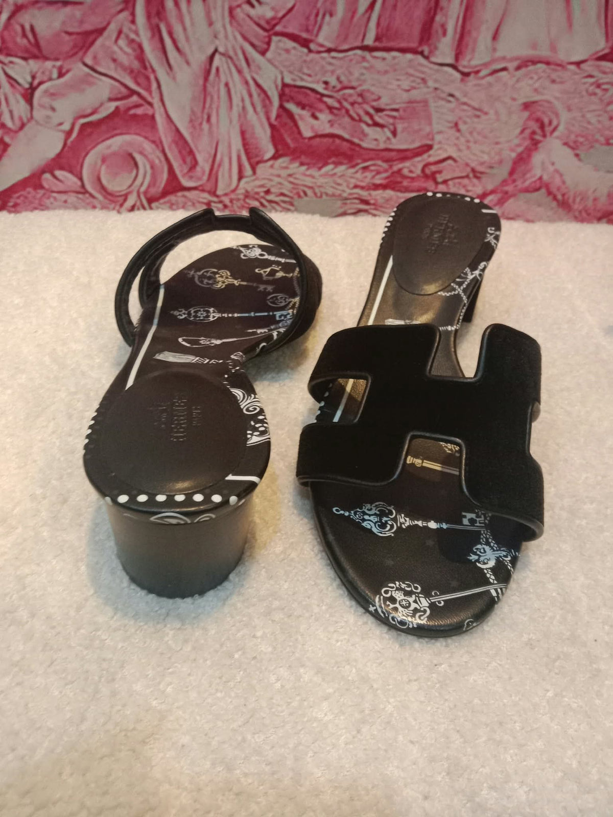 Hermes Oasis Slide Sandals Black Velvet Size 35