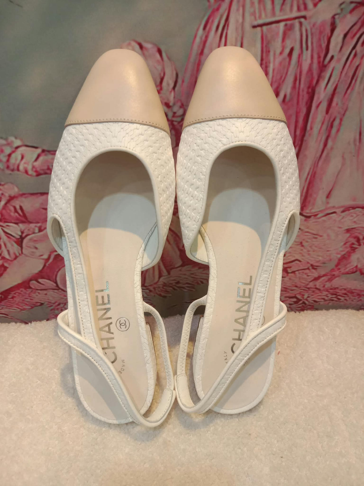 Chanel White and Beige Slingback Flat Shoes Size 36.5