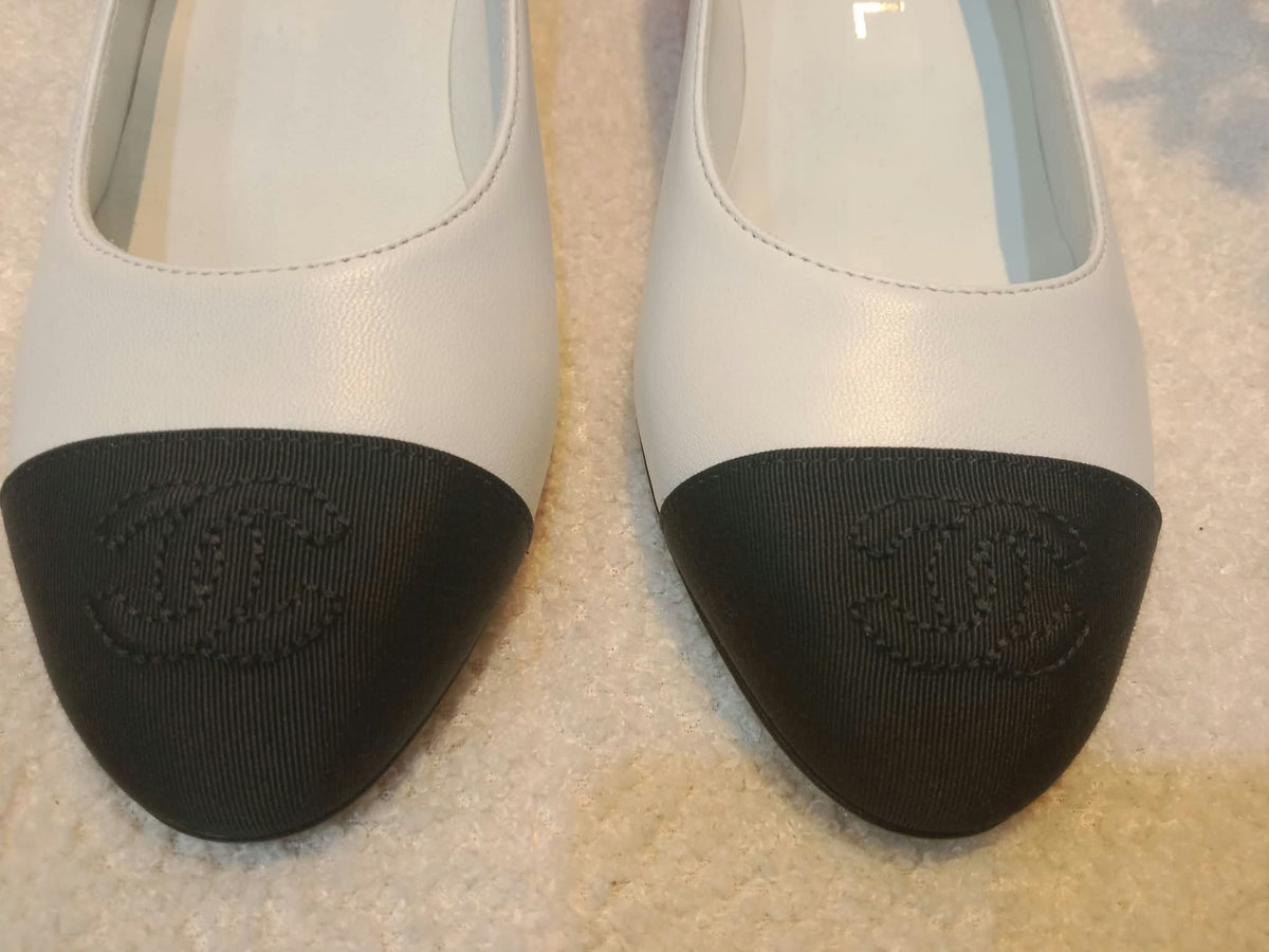 Chanel White and Black Cap-Toe Pumps Light Blue Size 36.5