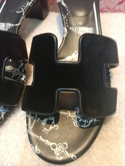 Hermes Oasis Slide Sandals Black Velvet Size 35