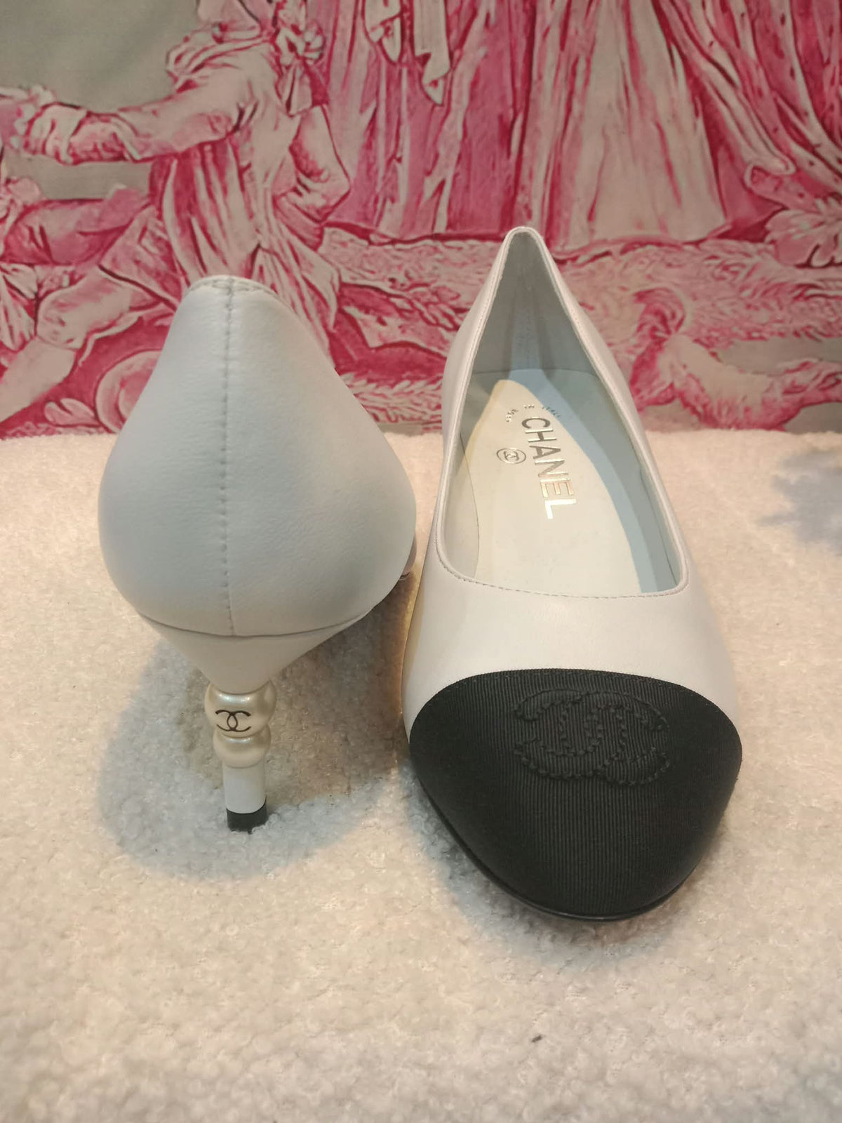 Chanel White and Black Cap-Toe Pumps Light Blue Size 36.5