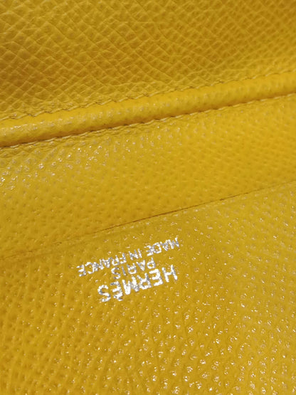 Hermes Agenda Passport Holder Jaune/Gold Epsom Stamp E Square 2001