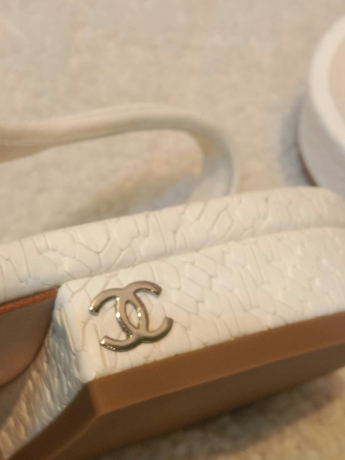 Chanel White and Beige Slingback Flat Shoes Size 36.5