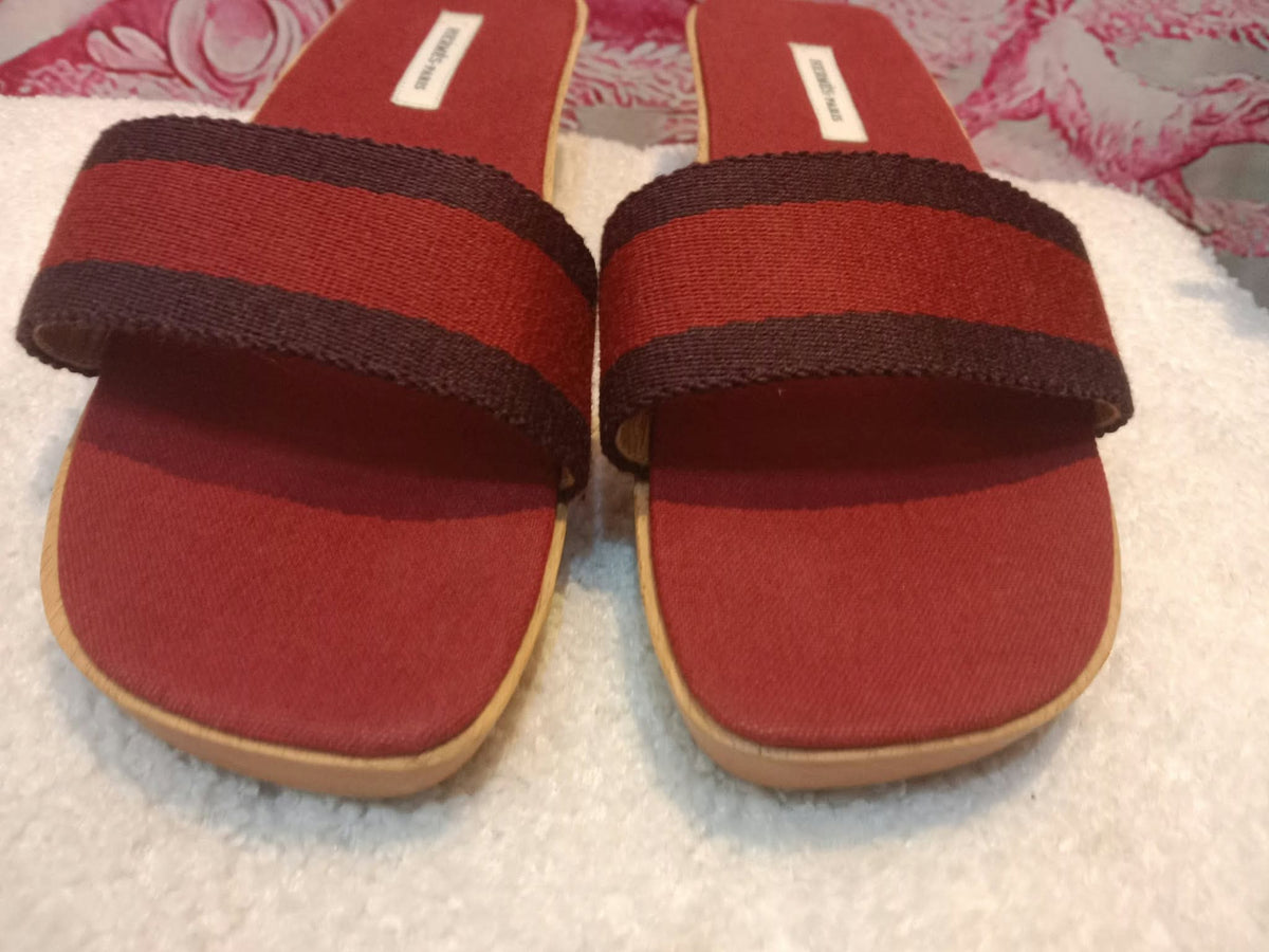 Hermes "Fourre-Tout" Wooden Canvas Burgundy/Red Sandals Size 37
