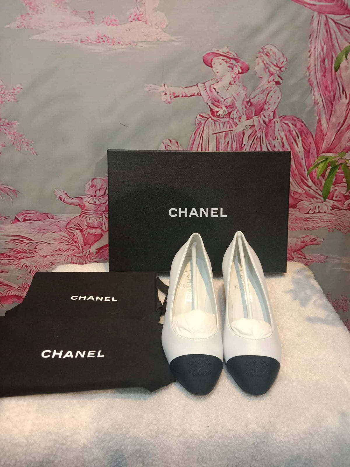 Chanel White and Black Cap-Toe Pumps Light Blue Size 36.5